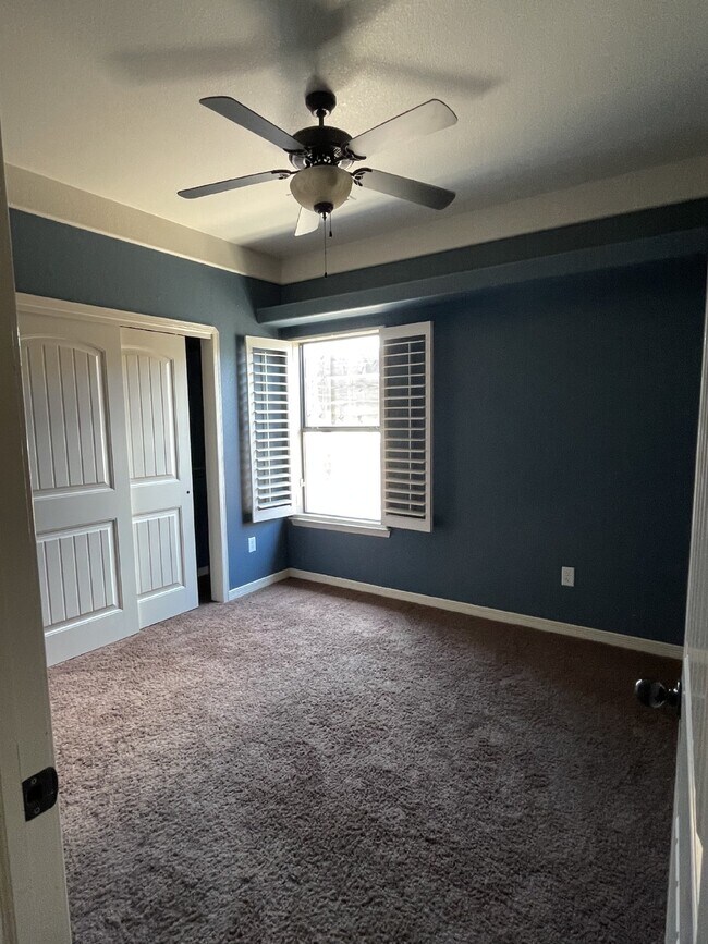 Building Photo - 3132 Tunnel Point Way