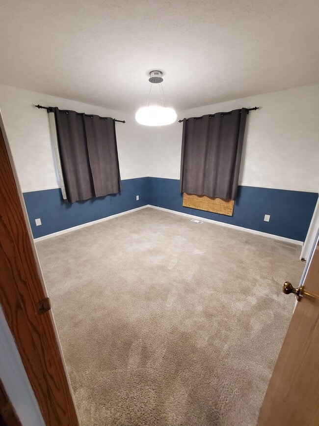Building Photo - 3366 Hogback Rd