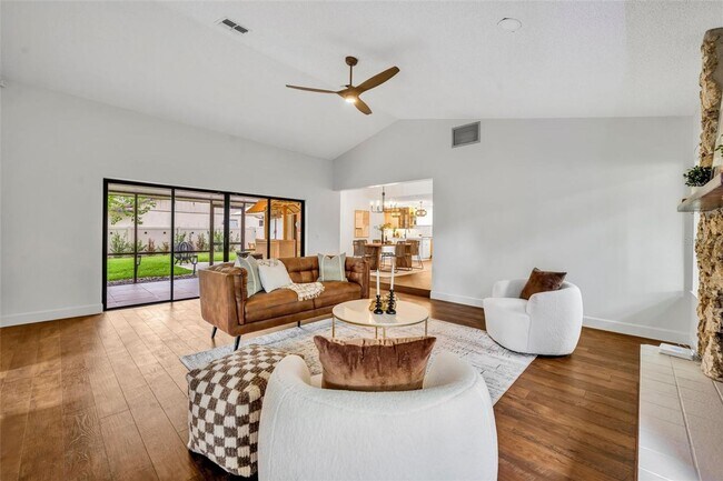 Building Photo - Beautiful Winter Park home