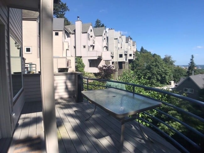 Primary Photo - Stunning Goose Hollow-Southwest Hills Home...