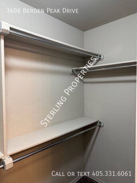 Building Photo - 3406 Bergen Peak Dr
