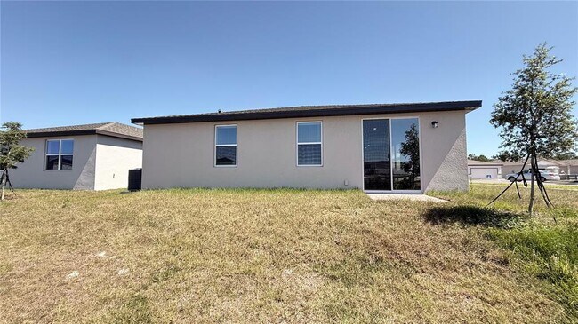 Building Photo - 3905 Giorgio Dr