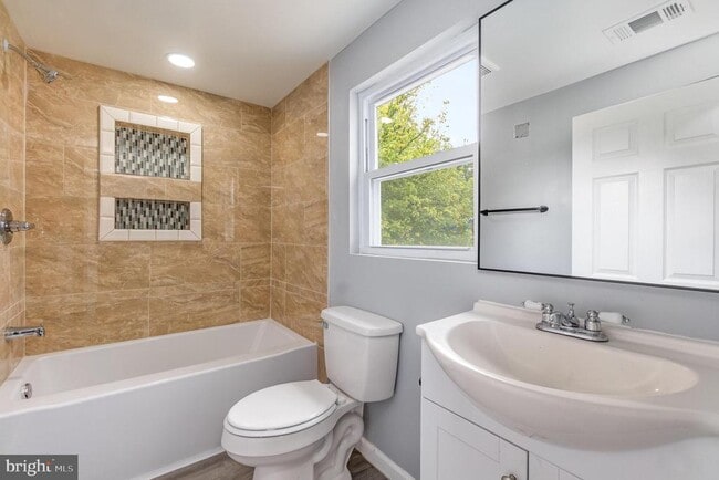 Building Photo - 1320 Conowingo Rd