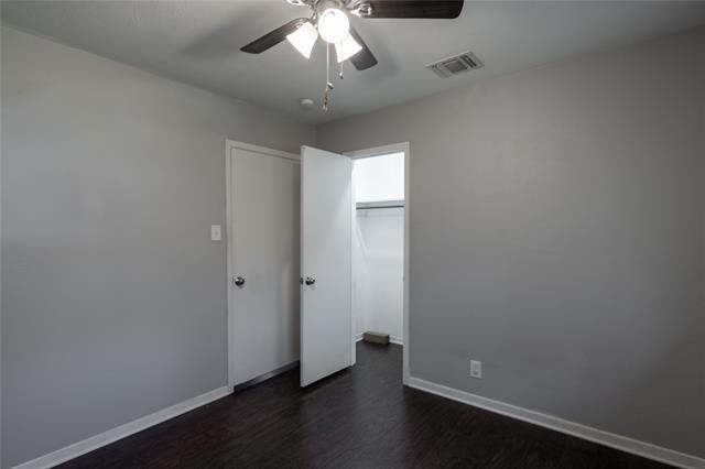 Building Photo - 611 Crestview Dr