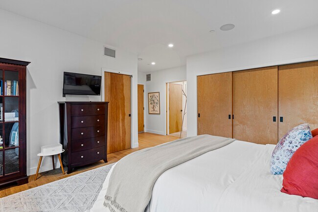 Building Photo - 20932 Canyon Trl