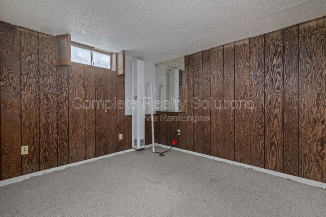 Building Photo - 1386 Fairmeadows Ln