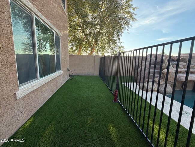 Building Photo - 25706 122nd Ave