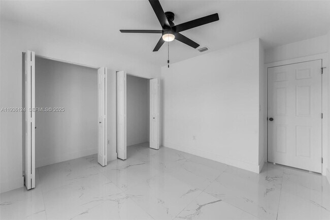 Building Photo - 15042 SW 149th Ct