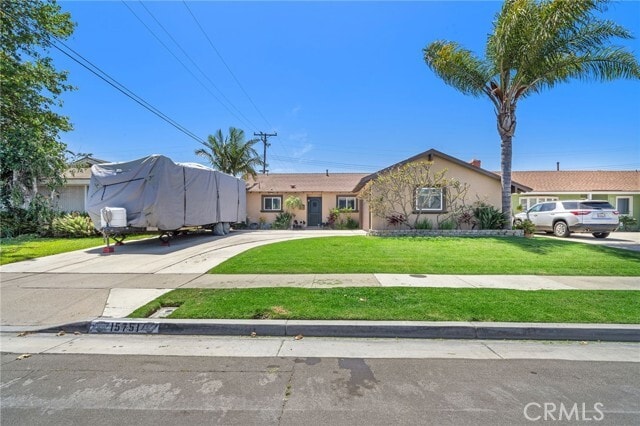 Building Photo - 15751 Hummingbird Ln