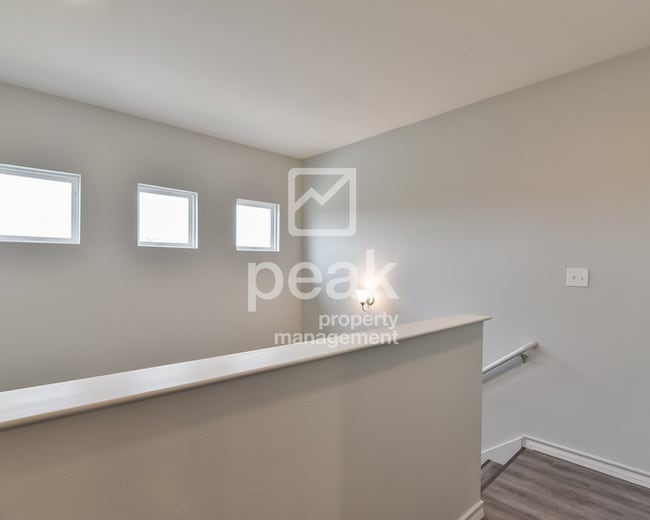 Building Photo - $1599! 3 Bed 2 1/2 Bath home in FORT WORTH!