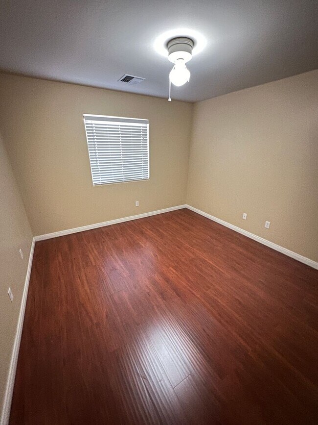 Building Photo - Beautiful Single Family Home in Bakersfield, CA