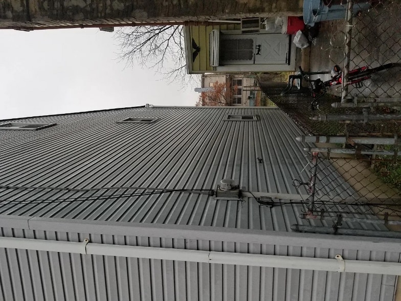 Building Photo - 230 Bergen St