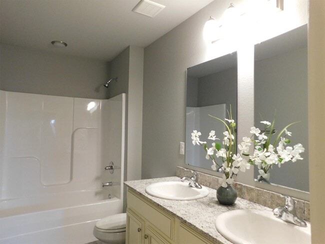 Building Photo - 9005-9007 Sandra Way