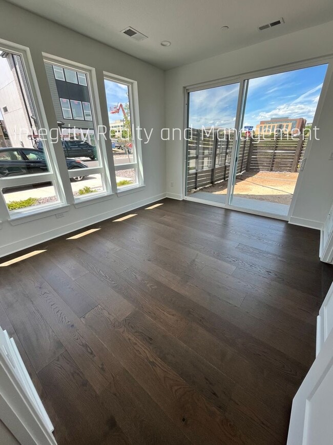 Building Photo - 10976 E Geddes Pl