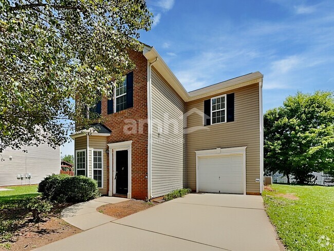 Building Photo - 5 Black Haw Ct