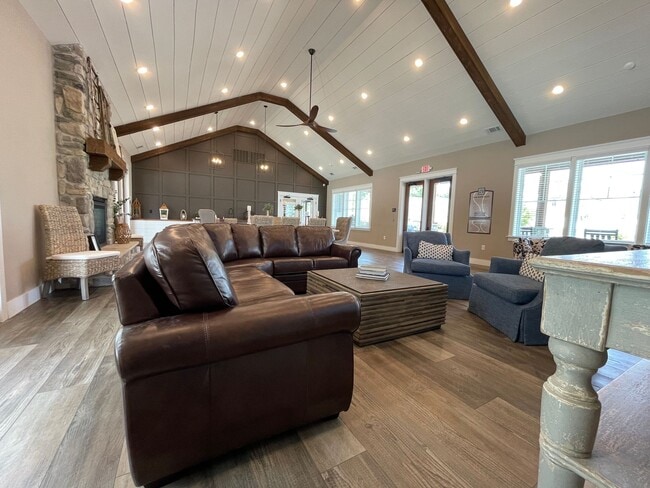 Building Photo - Heron | 3 Bed 2.5 Bath | Garage | 1800 sf | $2726-$2999 | 8, 9, 10, 12, 14, and 15 month lease terms