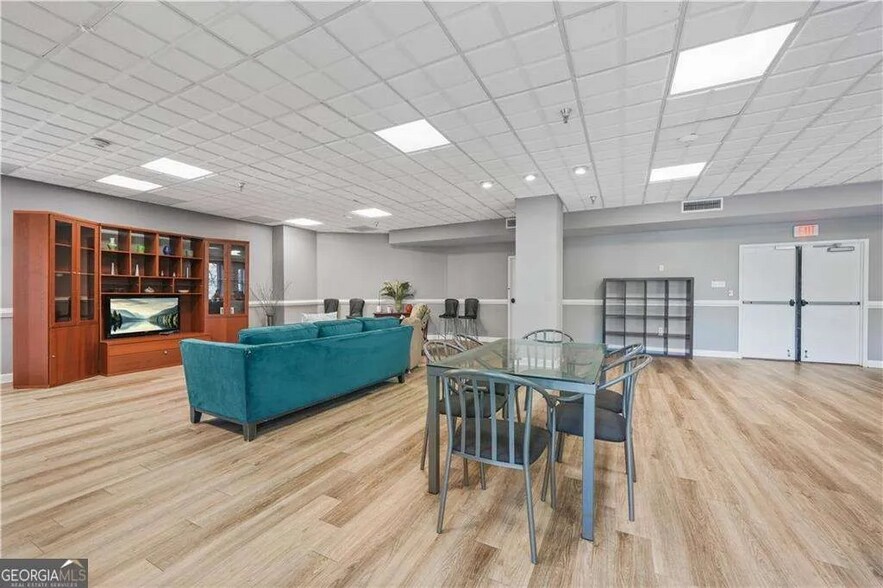 Clubshouse - 375 Ralph McGill Blvd NE