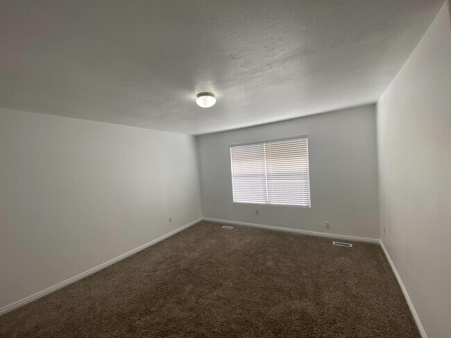 Building Photo - 13513 Mimosa Cir