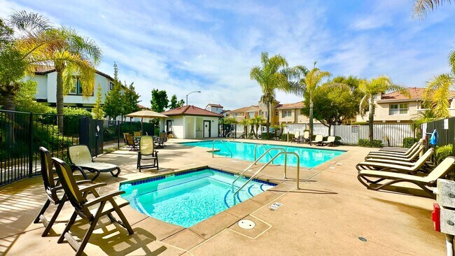 Building Photo - 5010 Golondrina Way