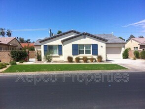 Building Photo - 43341 Parkway Esplanade W