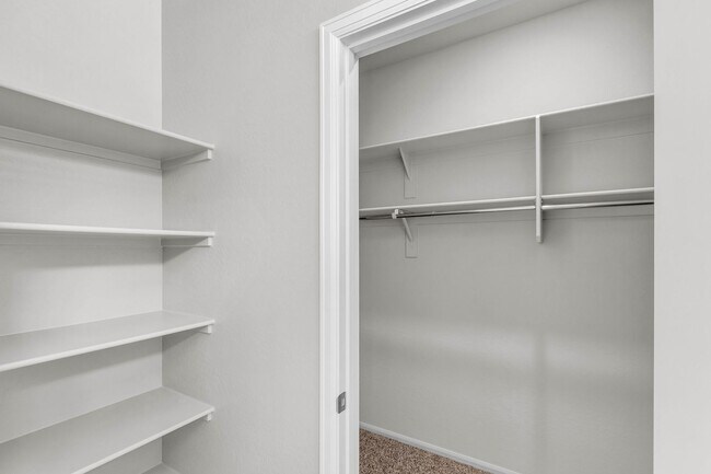 Building Photo - 17996 W Sand Hls Dr