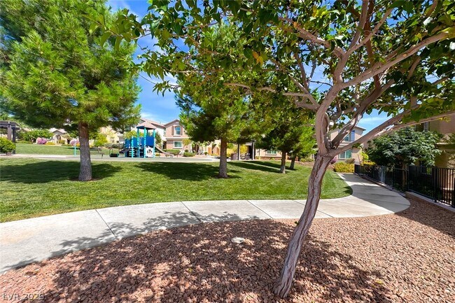 Building Photo - 10634 Sariah Skye Ave