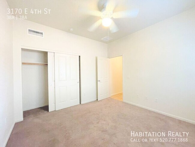 Building Photo - 3170 E 4th St