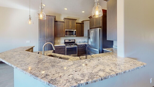 Building Photo - Partially Furnished Home