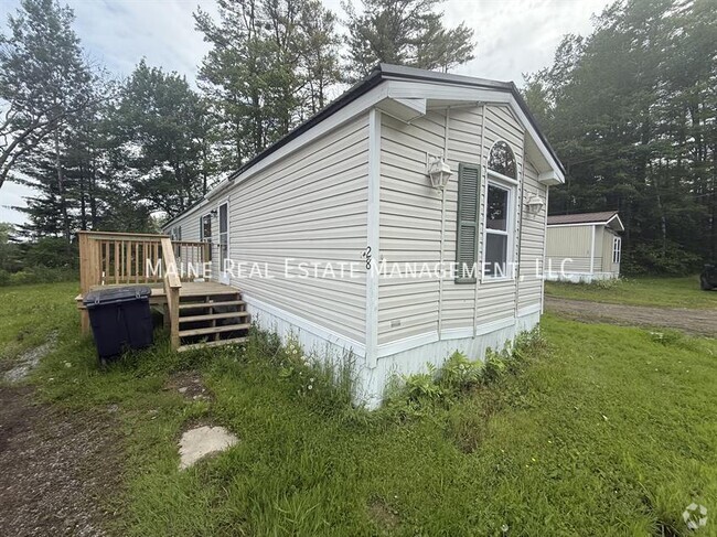 Building Photo - 799 Stillwater Ave