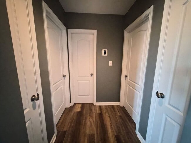 Building Photo - 103 Palin Trail