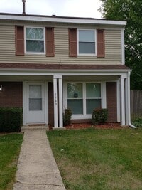 Building Photo - 5565 Allemong Dr