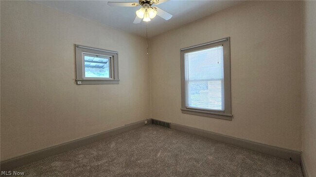 Building Photo - 2126 Richland Ave