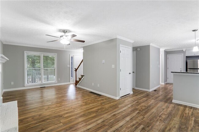 Building Photo - 130 Cedar Creek Ct