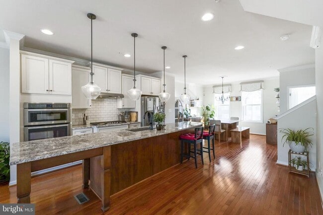 Building Photo - 13707 Petrel St