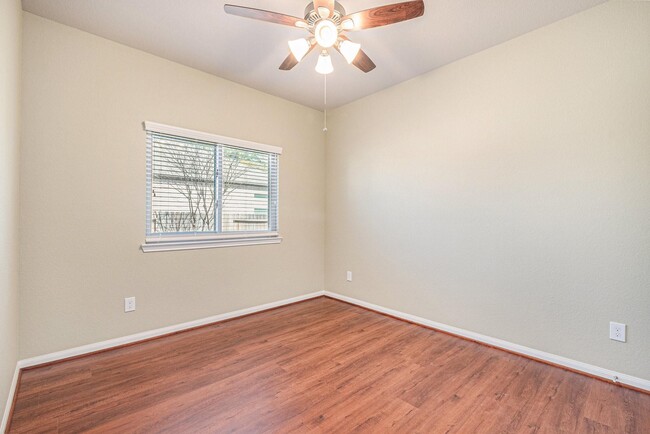 Building Photo - 12222 Lake Conroe Hills Dr