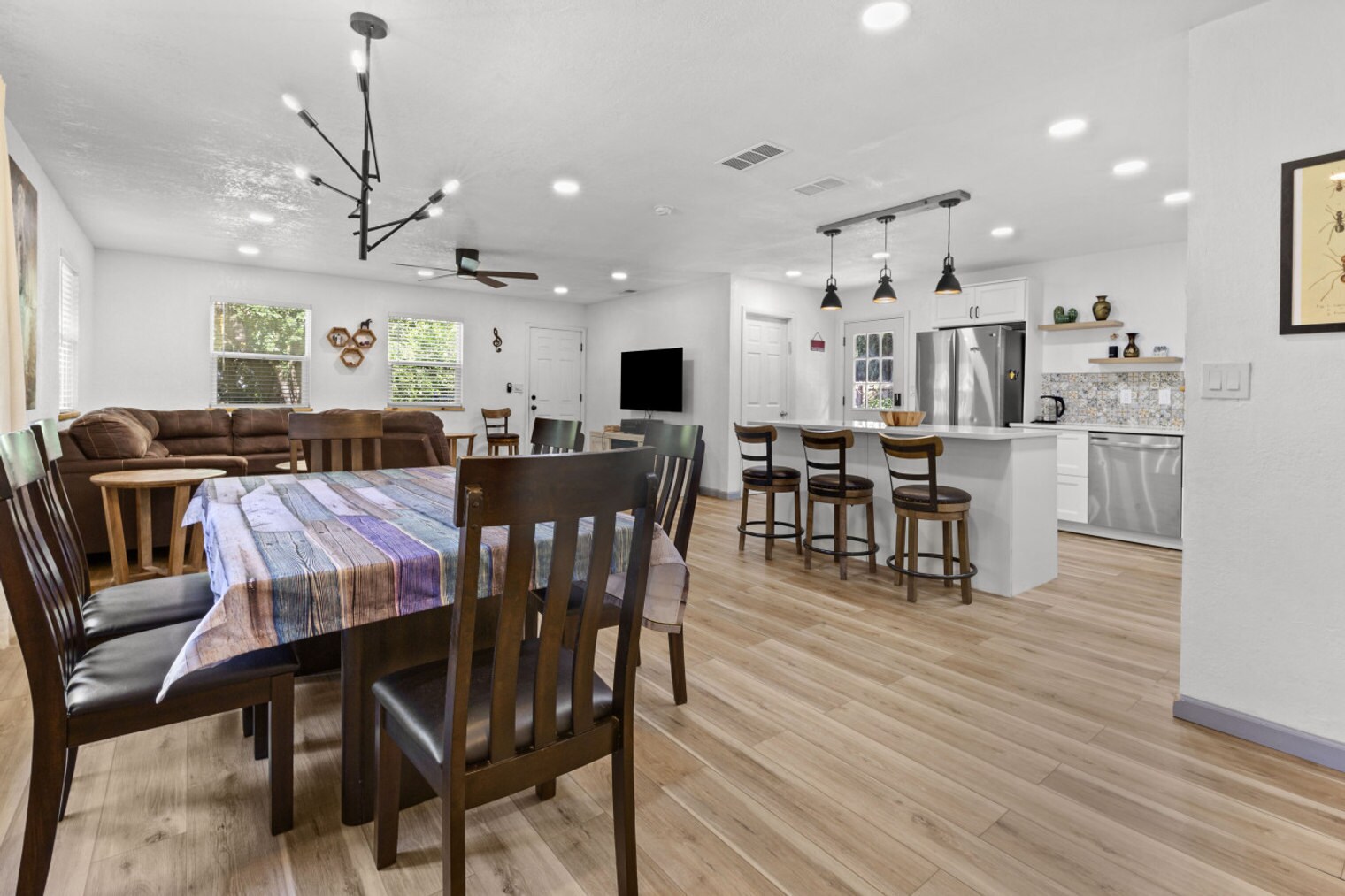 Building Photo - 2725 NW 44th Pl