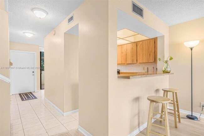 Building Photo - 2911 SW 87th Terrace