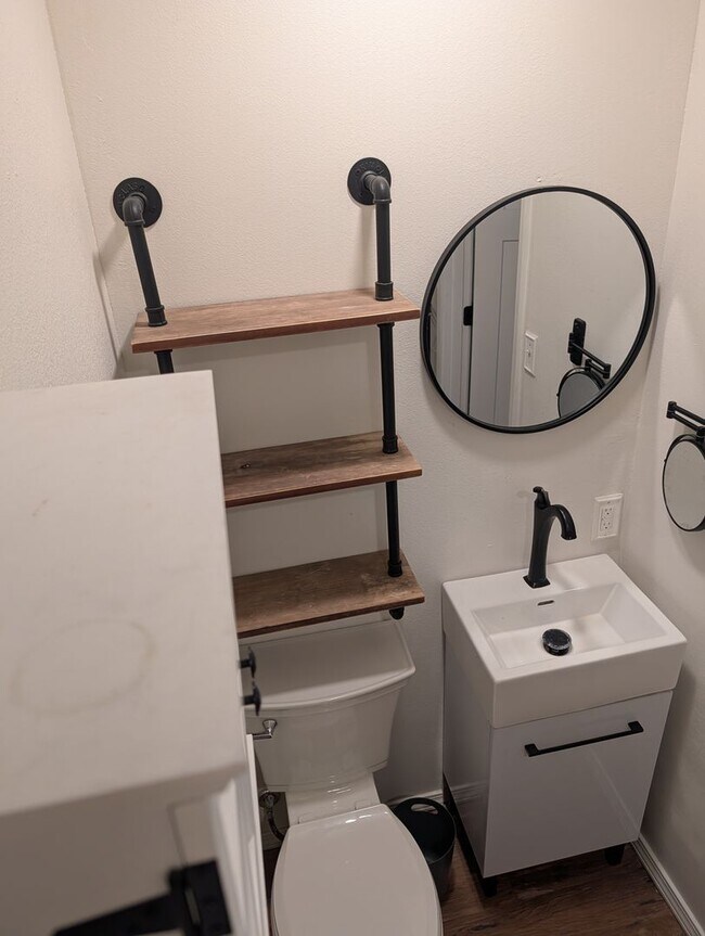 Building Photo - 181 Honeysuckle Ln