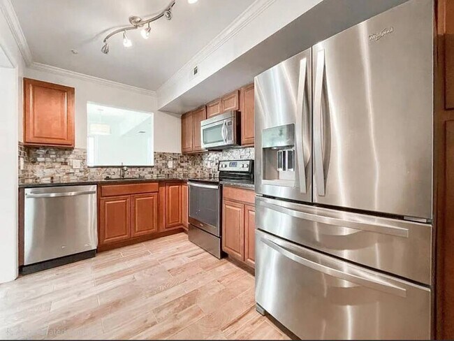 Building Photo - 4860 King John Way