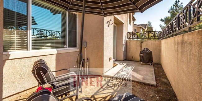 Building Photo - 404 Rivage Cir