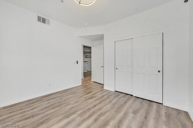 Building Photo - 8777 W Maule Ave