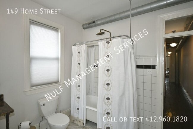 Building Photo - 149 Home St