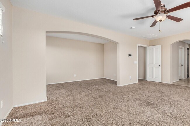 Building Photo - 22181 W Devin Dr