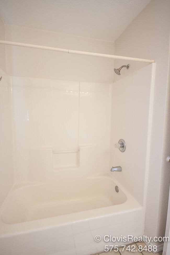 Building Photo - 1543 Bosc Ct