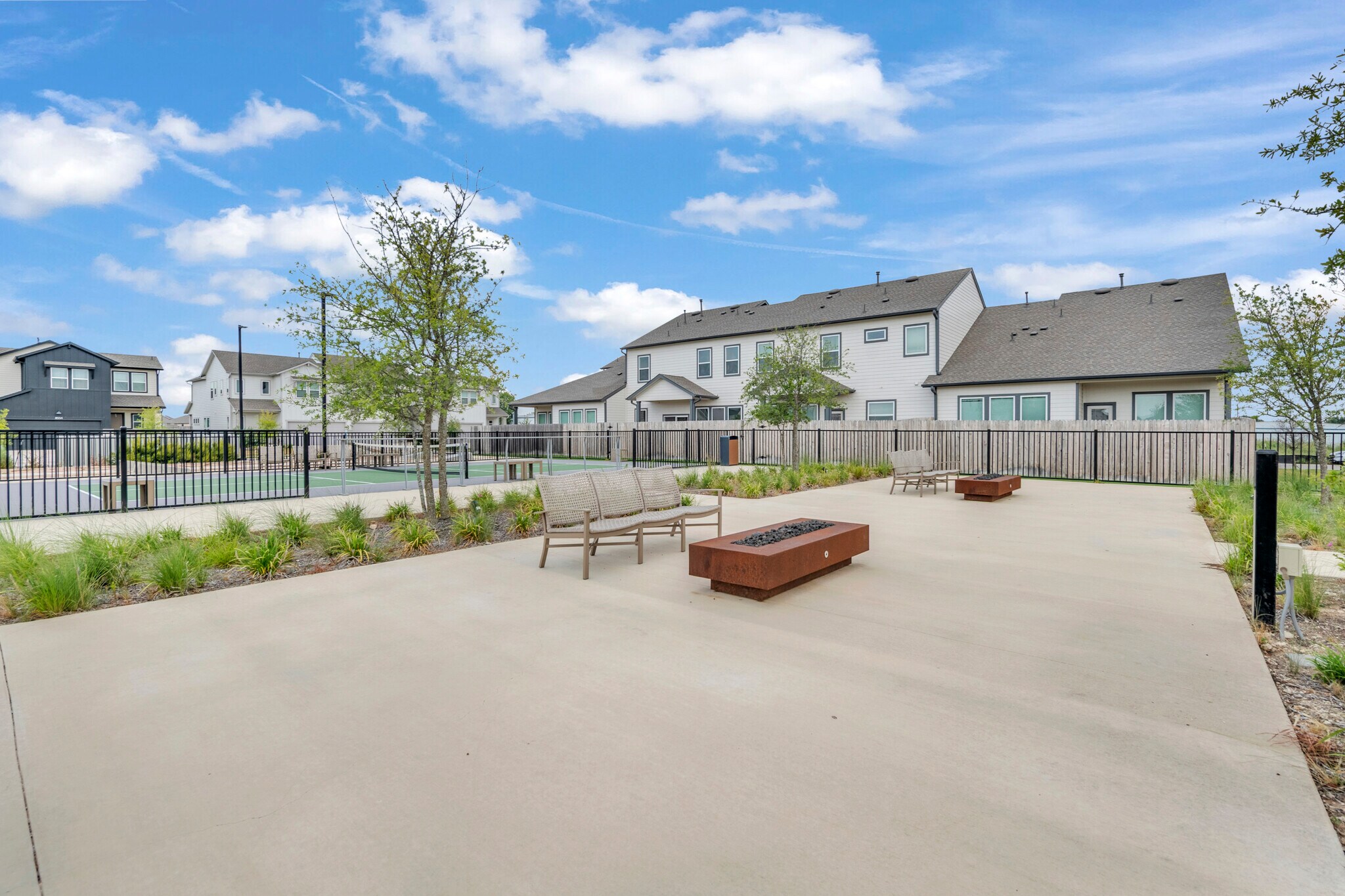 Building Photo - 8616 Torrita Dr