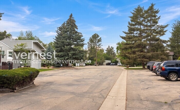 Building Photo - 8060 Niwot Rd