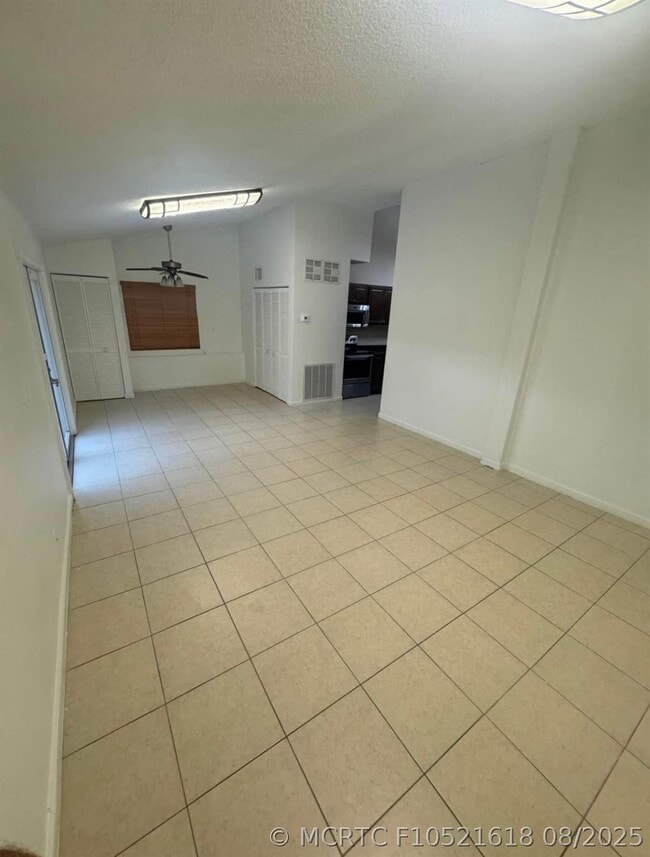 Building Photo - 2750 SW 140th Terrace