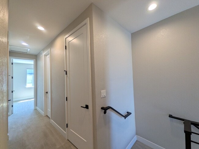 Building Photo - 5009 S Prince Pl