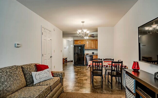 Kitchen - 122 Belvedere Ave