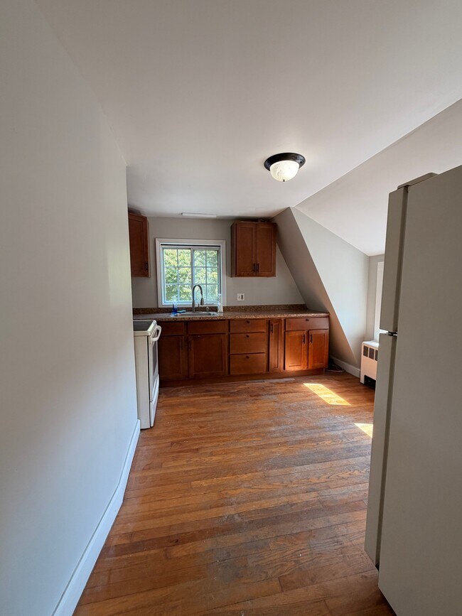 Building Photo - 356 Wareham St
